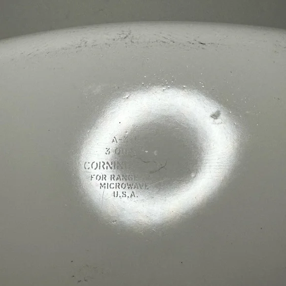 Vintage Corning Ware Blue Cornflower 3 Quart Baking Dish with Pyrex Lid - Picture 8 of 16